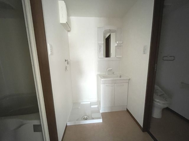 アリエッタ ヴェルデの洗面所|広い洗面スペース