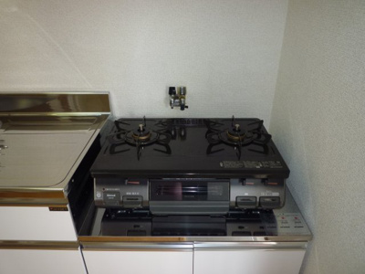 【キッチン】 | 白幡ハイツＡ棟 | 二口ガスコンロ付き