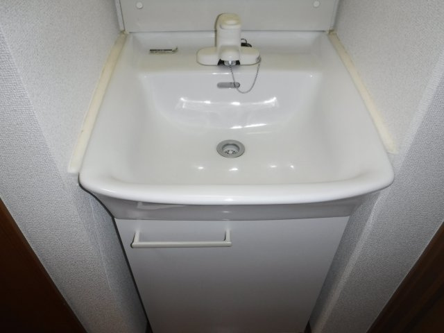 ブリランテの洗面所|他のお部屋の参考写真となります。