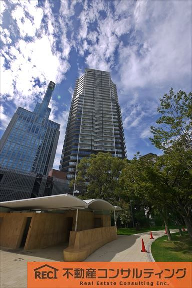 アーバンライフ神戸三宮ザ・タワーの外観