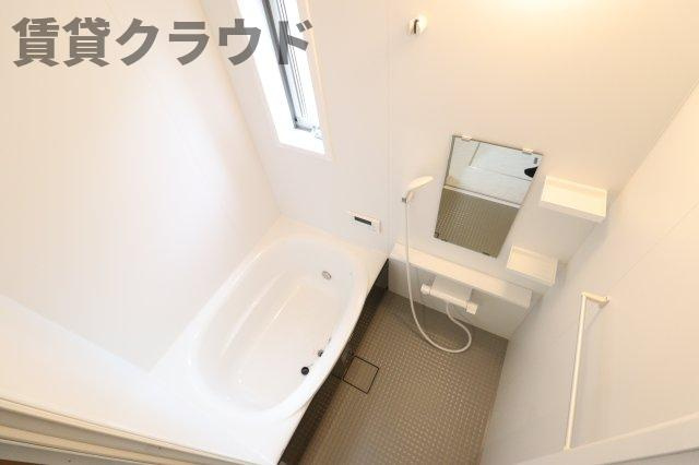 GKタウンの浴室|浴室に窓があり、風通しがよく湿気がこもりにくいです！