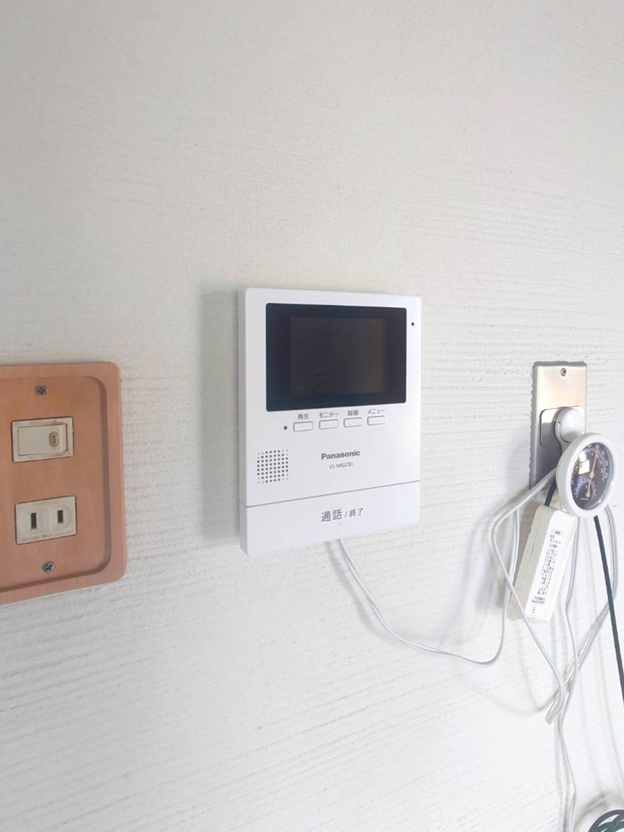 地震に強いＲＣ造●庭スペースあり●全室２面採光で陽当たり良好●亀岡市畑野町千ケ畑高橋のその他|TVモニター付きインターフォン