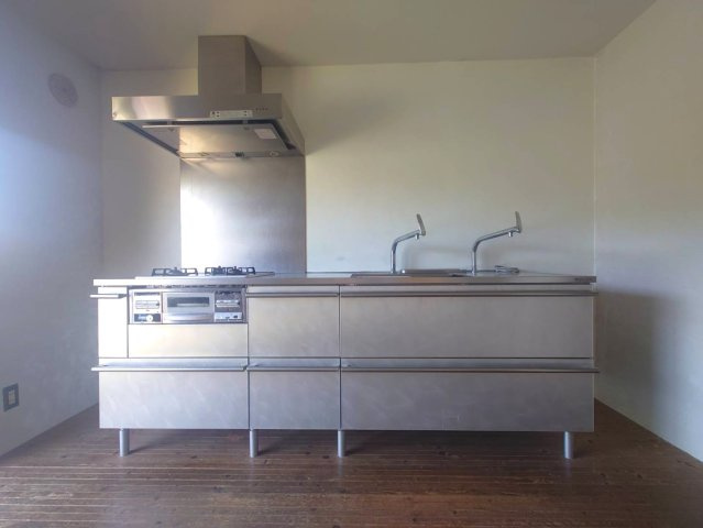 地震に強いＲＣ造●庭スペースあり●全室２面採光で陽当たり良好●亀岡市畑野町千ケ畑高橋のキッチン|キッチン