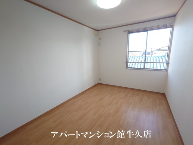 メゾンローズブランの寝室