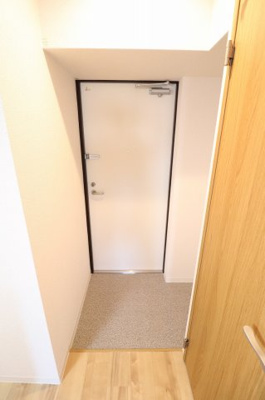 【玄関】 | フォーリアライズ千林ヴァロ