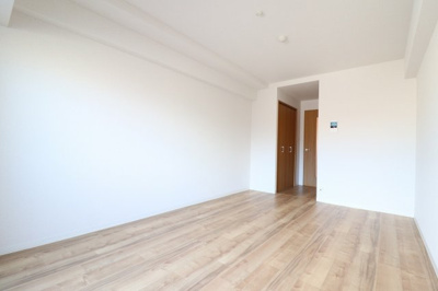 【寝室】 | フォーリアライズ千林ヴァロ