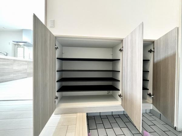 笠岡市城見台　リフォーム済み　中古一戸建ての駐車場