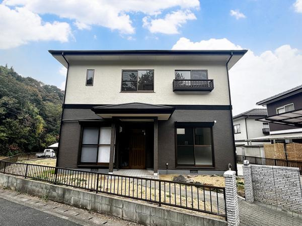 笠岡市城見台　リフォーム済み　中古一戸建ての外観