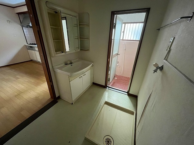 大和高田市南陽町戸建の洗面所