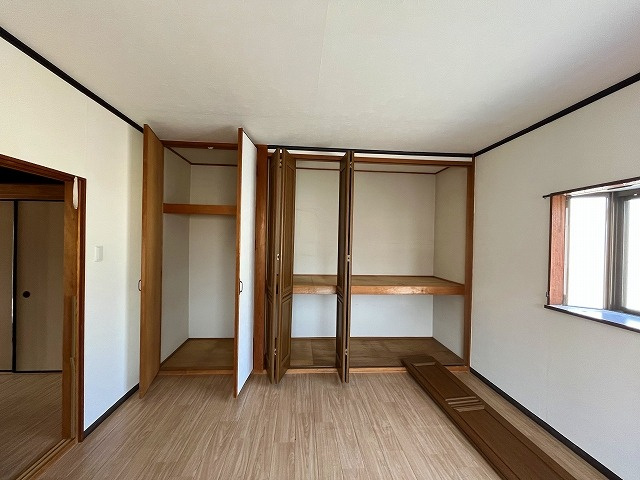 大和高田市南陽町戸建の収納