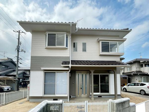 笠岡市城見台　リフォーム済み　中古一戸建て【仲介手数料無料】　の外観