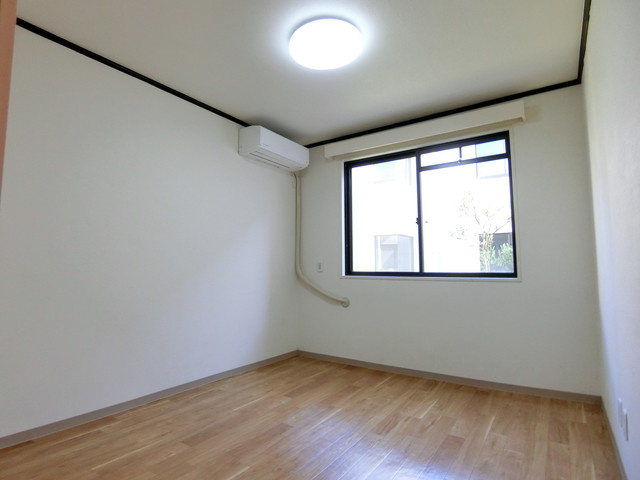 ラ・フェスタ牧野の居間・リビング