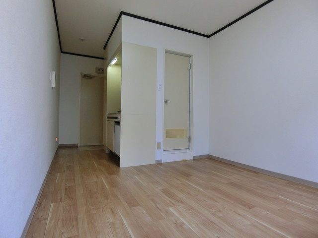 ラ・フェスタ牧野の洋室