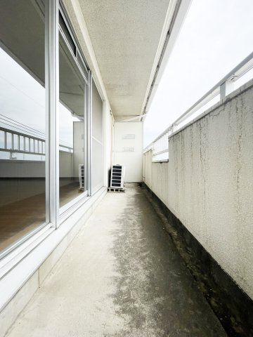 第二春日ハイツのバルコニー