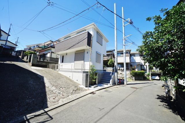 【横浜市瀬谷区相沢２丁目31-3棟新築戸建て】★仲介手数料無料★（相沢小学校・東野中学校）の周辺