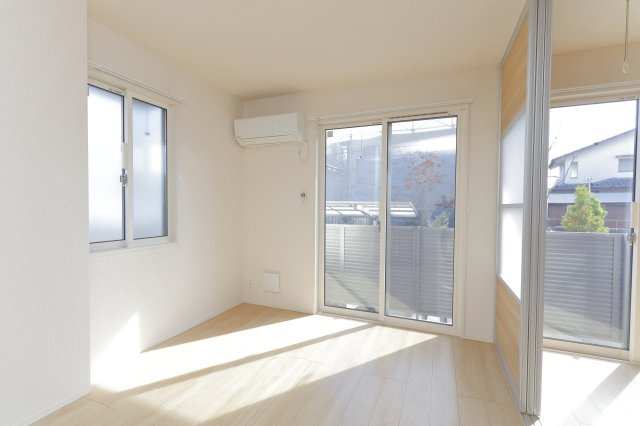 ロード花みずきの居間・リビング