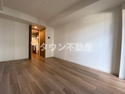 【居間・リビング】 | プレサンスジェネ千種内山 | ゆったりとした居間です