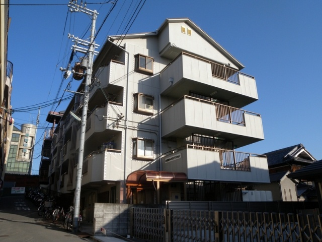 寝屋川市田井町の賃貸マンションの外観