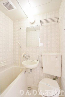 【浴室】 | 山本ハイツ | コンパクトで使いやすいお風呂です