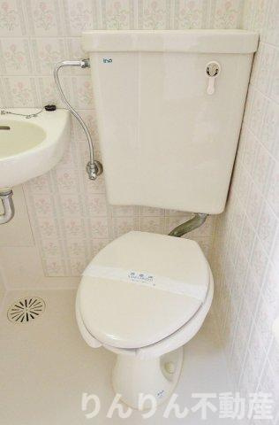 【トイレ】 | 山本ハイツ | 落ち着いた色調のトイレです