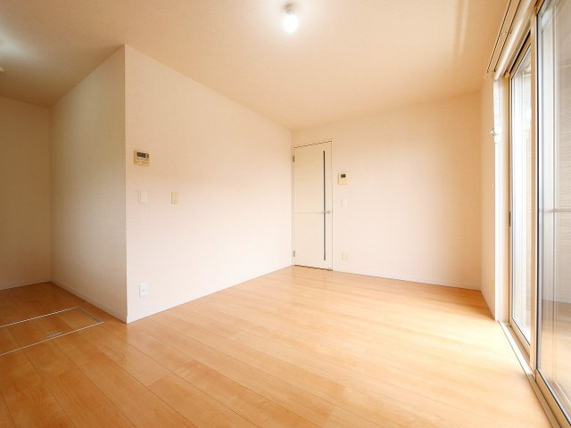 メゾンボナールの内装|明るい室内です