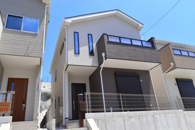 昭島市中神町２丁目の中古一戸建の外観