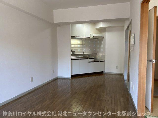 【居間・リビング】