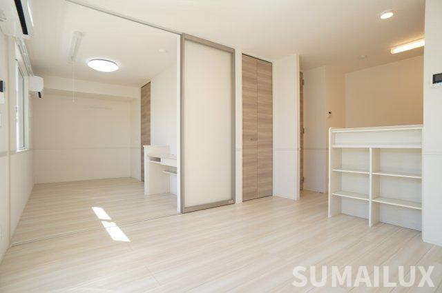 熊本市南区南高江７丁目のアパートの居間・リビング
