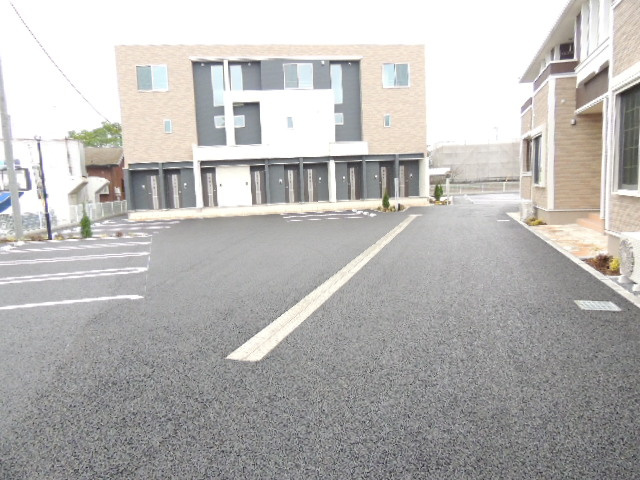 フロイデⅠの駐車場