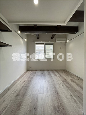 【洋室】 | ハーミットクラブハウス高井戸 | 2F7.3帖※クリーニング中の写真※