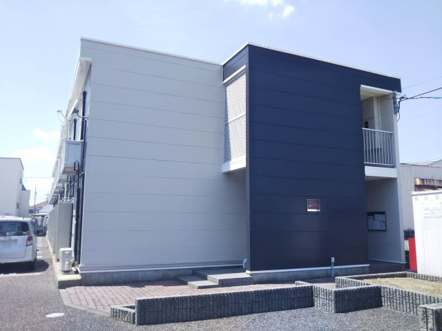 レオパレス新宮のエントランス