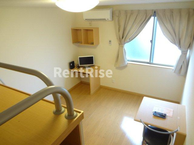 レオネクストプルミエールの居間・リビング