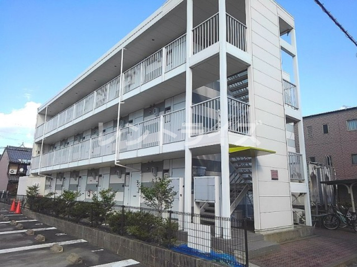 レオパレス神山の外観