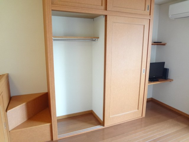 レオパレス神山の収納