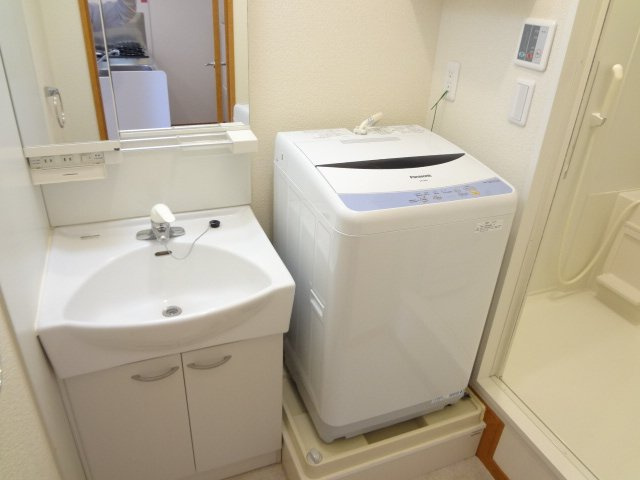 レオパレス祐久野の洗面所