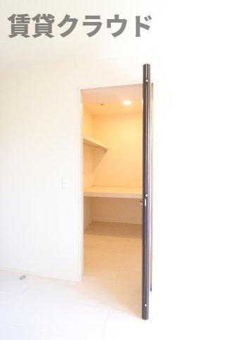 ロイヤルガーデンⅪの収納|収納スペース豊富です