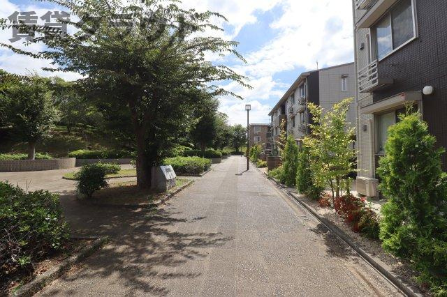 ロイヤルガーデンⅪの周辺