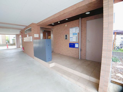 【エントランス】 | クレストMK洲山【名古屋市賃貸・浴室乾燥機】