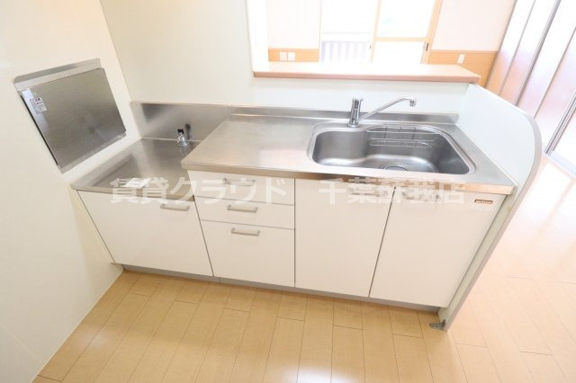 カンパーニュAのキッチン|コンパクトなキッチンで掃除もラクラク