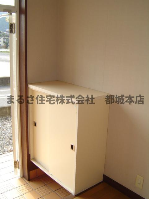 村中コーポ|シューズBOXです