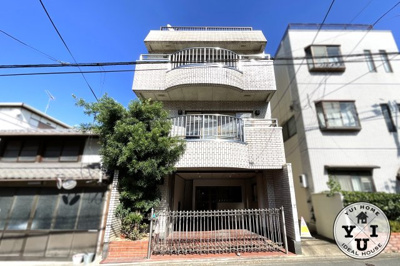 【外観】 | 伏見区京町９丁目　中古戸建 | 京阪『丹波橋駅』徒歩5分　近鉄京都線『近鉄丹波橋駅』徒歩7分という好立地（＾◇＾）リフォーム済で庭付き・屋上付きの中古戸建が登場しました！徒歩14分に《大手筋商店街》もあり大変便利です。