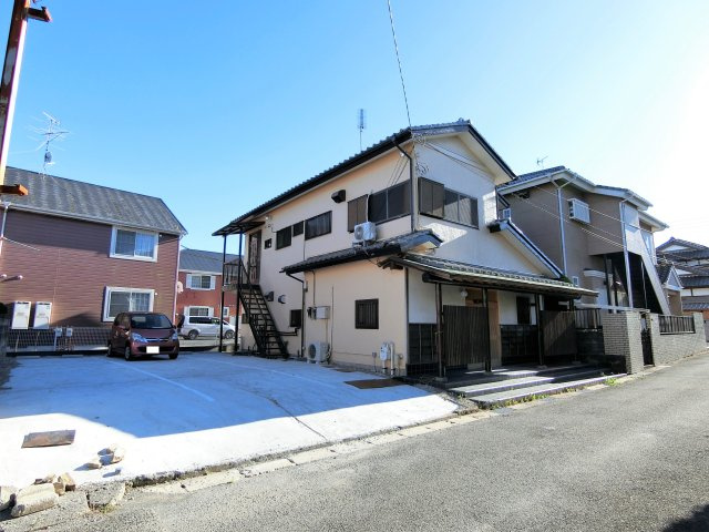 下永吉アパートの外観