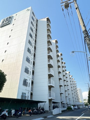 【外観】 | 鎌倉ロジュマンA棟 | 外観の別角度でございます。