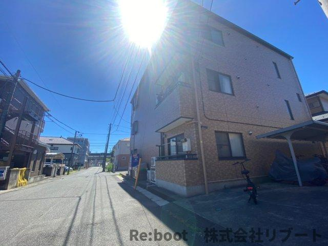 サン・タスクの周辺