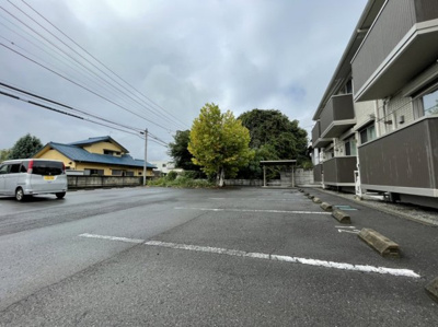 【駐車場】 | プラタナス