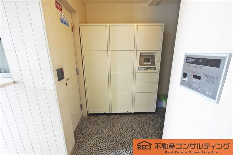 ドルフ国香通の駐車場