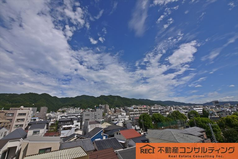 ドルフ国香通の外観|駅徒歩6分