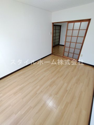 【居間・リビング】 | シティハイツ山本Ｂ棟