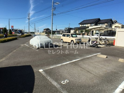 【駐車場】 | グローバルＳ | 車をお持ちの方に嬉しい駐車場付きの物件です