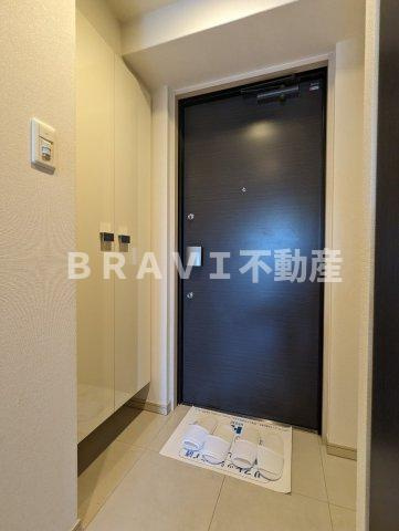 ISM谷町六丁目　BRAVI不動産の玄関|落ち着いた玄関です